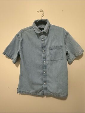 GAP Womenswear Light Blue Short-Sleeve Denim Shirt 100% Cottom
